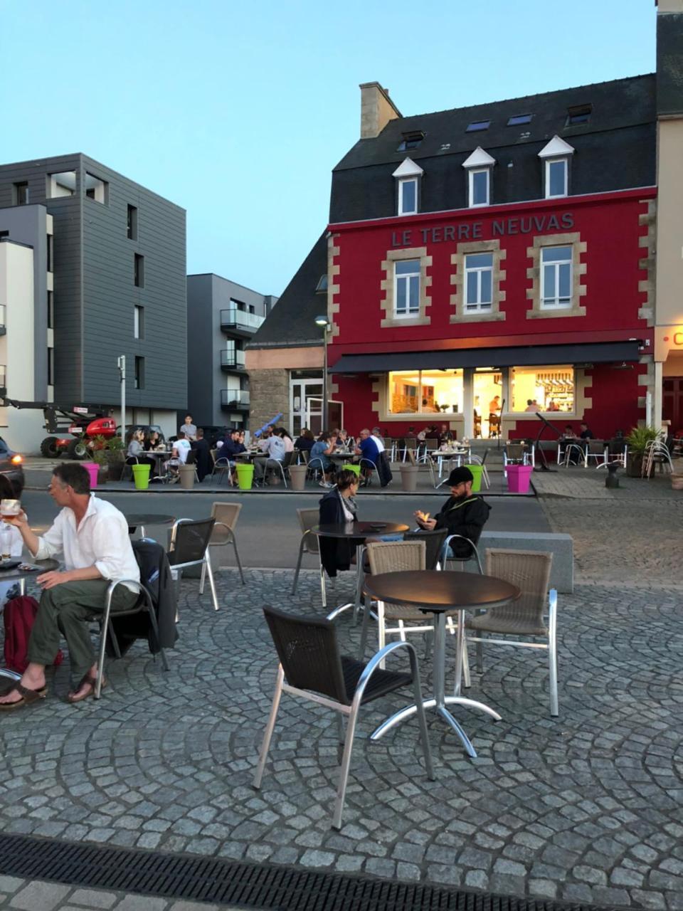 Hotel Restaurant Le Terre Neuvas Paimpol Exterior photo